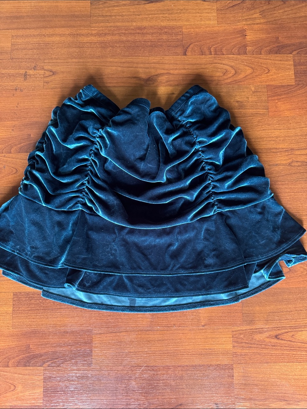 Ruched Velvet Mini Skirt in Dark Teal
